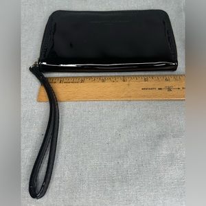 Adrienne Vittadini wallet wristlet black patent leather EUC